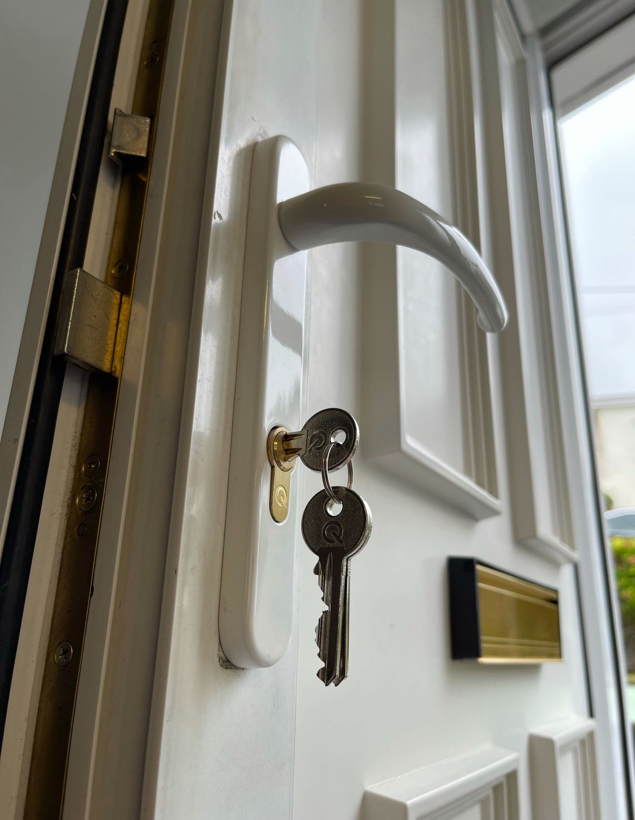 Emergency locksmith service